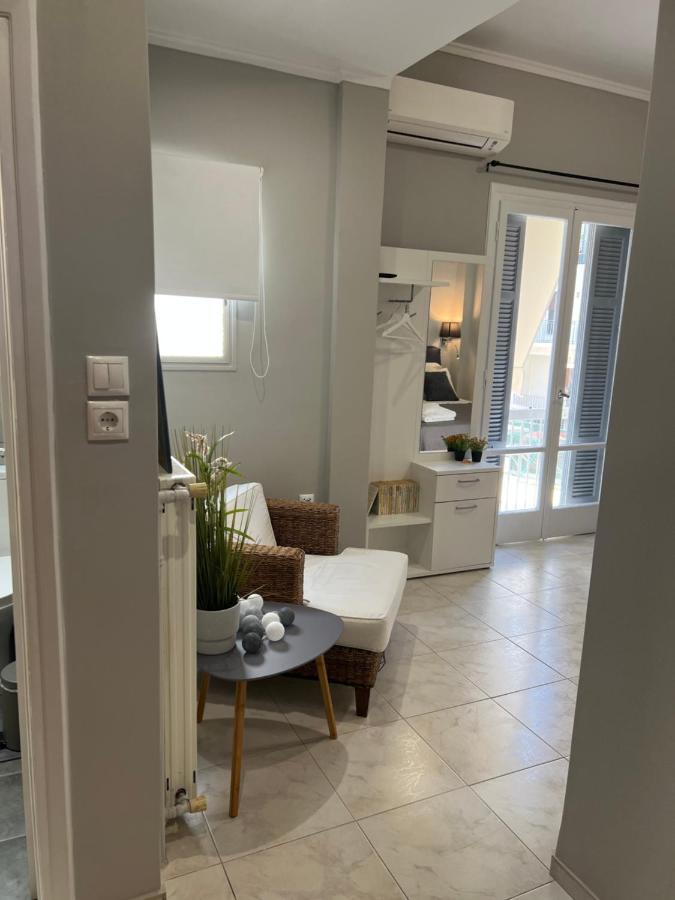 Apartamento Living Near Acropolis By Sylvia Staikou At Nikis Str Atenas Exterior foto