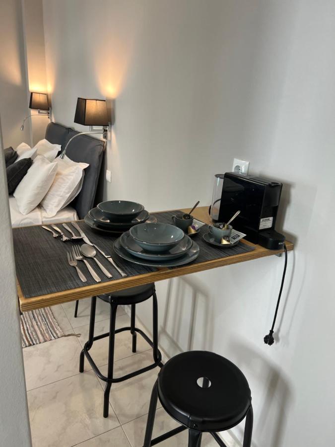 Apartamento Living Near Acropolis By Sylvia Staikou At Nikis Str Atenas Exterior foto